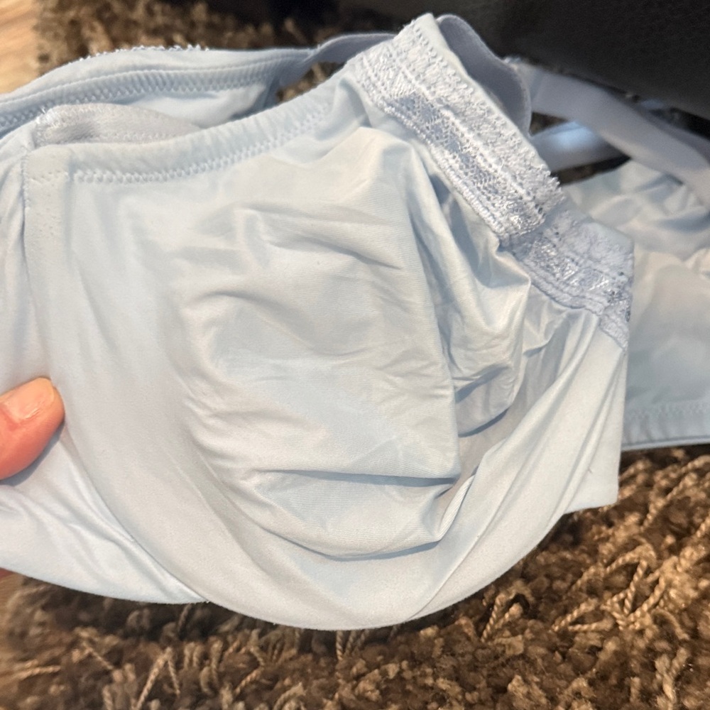 Wacoal Excellent condition bra bundle Light Blue Lace Trim Bra (2) - Picture 4 of 4